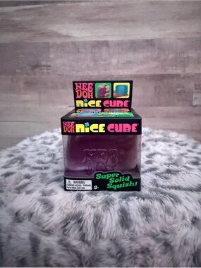Schylling NeeDoh Authentic Purple Nice Cube 💜